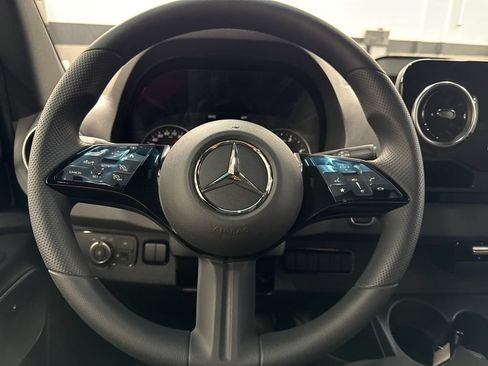 New 2025 Mercedes-Benz Sprinter 3500 image 33