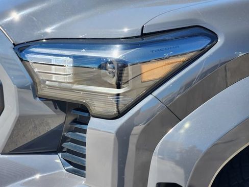 Certified 2025 Toyota Tacoma TRD Sport AWD/4WD image 9
