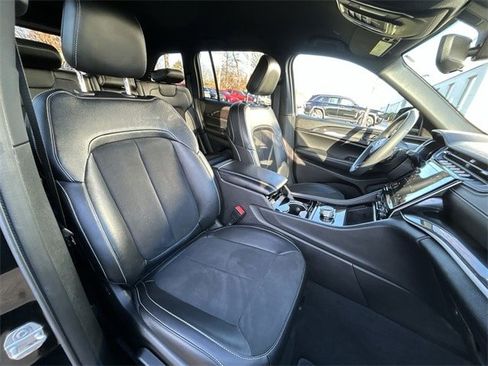 Certified 2023 Jeep Grand Cherokee Altitude image 24