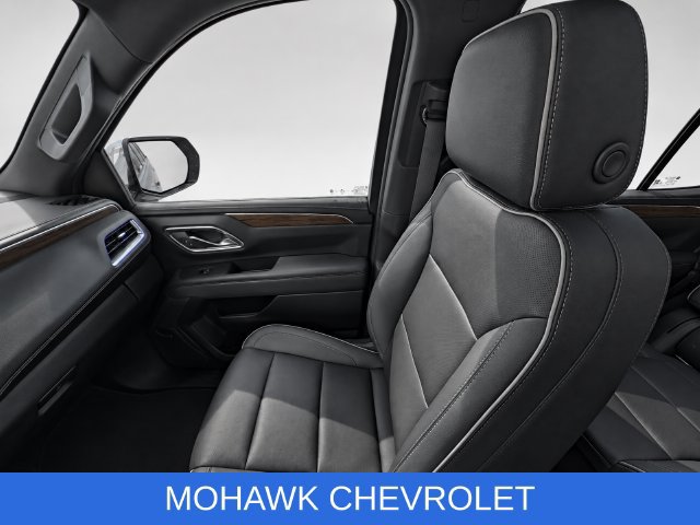 Certified 2022 Chevrolet Tahoe Premier w/ Premium Package AWD/4WD image 18