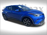 Used 2018 Toyota C-HR XLE image 1