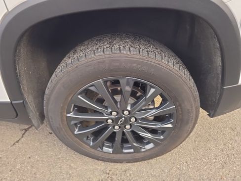 Used 2023 Chevrolet Traverse RS w/ LPO, Floor Liner Package image 7