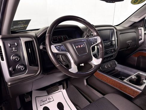 Used 2018 GMC Sierra 1500 SLE image 9