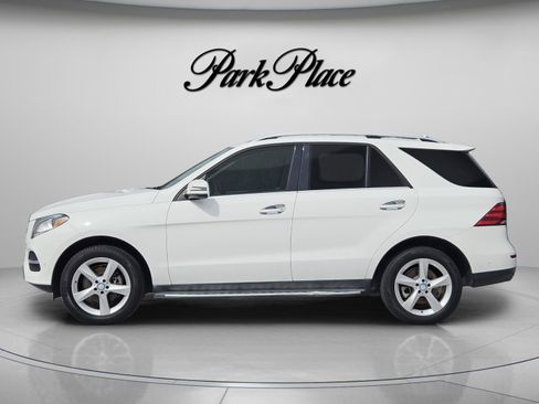 Used 2017 Mercedes-Benz GLE 350 image 2