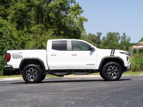 Used 2024 GMC Canyon AT4X AWD/4WD image 5