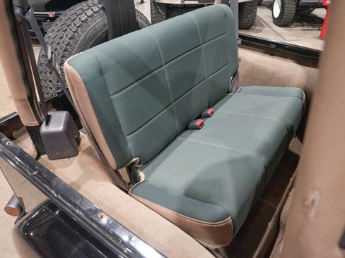 Used 2002 Jeep Wrangler Sahara AWD/4WD image 21