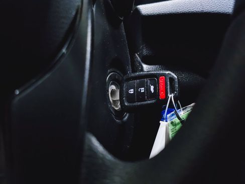Used 2018 Honda CR-V LX image 25