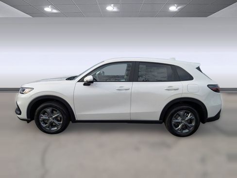 New 2026 Honda HR-V LX image 2