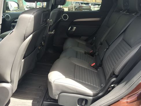 Certified 2026 Land Rover Discovery Limited Edition AWD/4WD image 21
