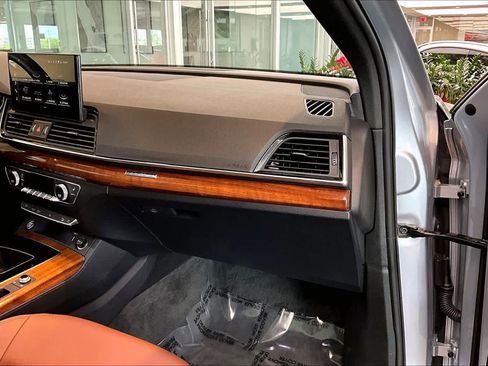 Certified 2023 Audi Q5 2.0T Premium w/ Convenience Package AWD/4WD image 19