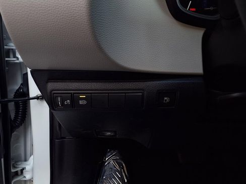 Certified 2020 Toyota Corolla LE image 14