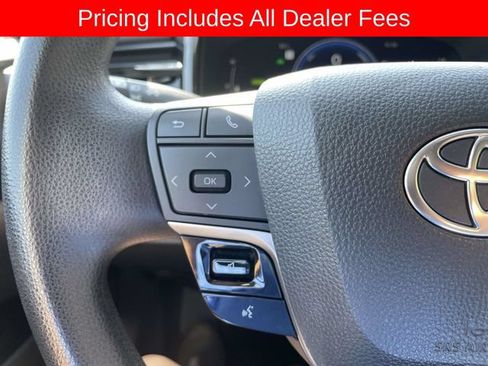 Used 2025 Toyota Camry LE FWD image 25