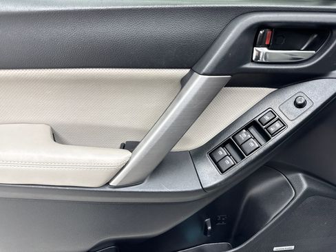 Used 2016 Subaru Forester 2.5i Limited image 36