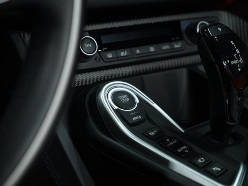 Used 2019 BMW i8 Roadster image 75