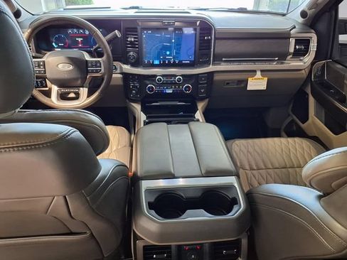 Used 2025 Ford F350 Platinum w/ Platinum Plus Package AWD/4WD image 22
