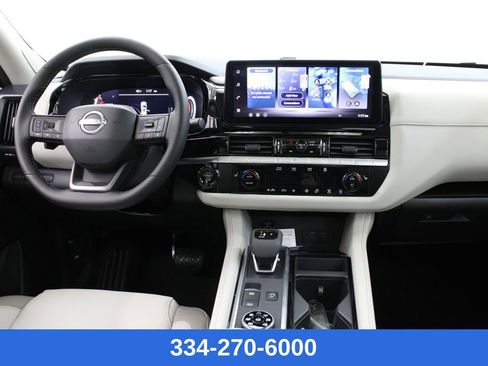 New 2026 Nissan Pathfinder SL w/ SL Premium Package image 8