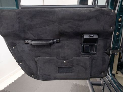 Used 1996 HUMMER H1 4-Door Hard Top image 23