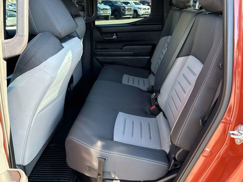 Used 2025 Toyota Tacoma TRD Off-Road image 16