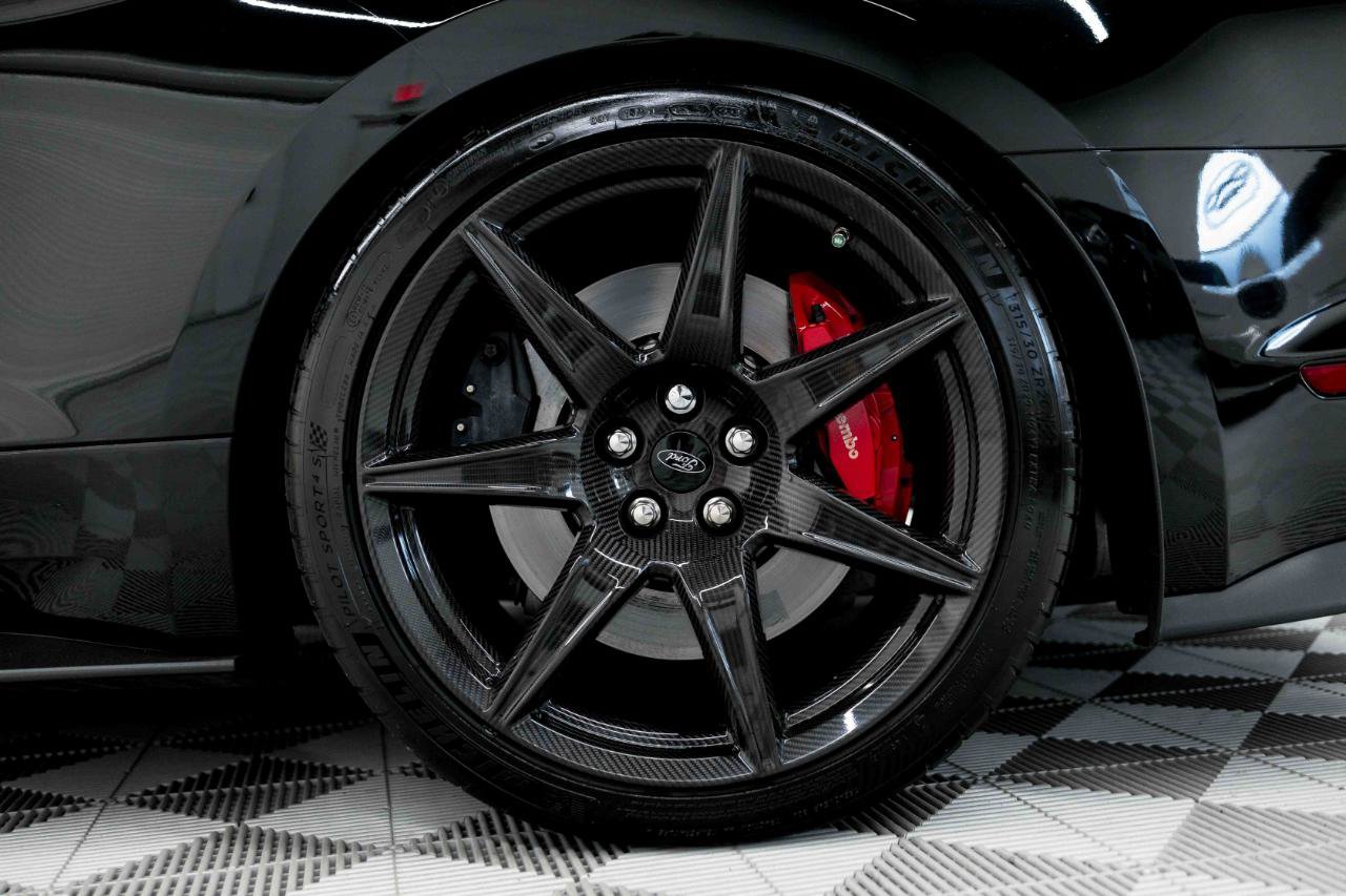 Used 2021 Ford Mustang Shelby GT500 w/ Carbon Fiber Track Pack RWD image 42