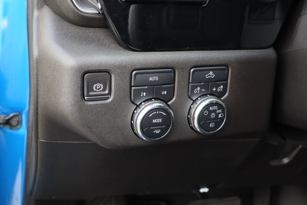 Used 2023 GMC Sierra 1500 Elevation AWD/4WD image 13