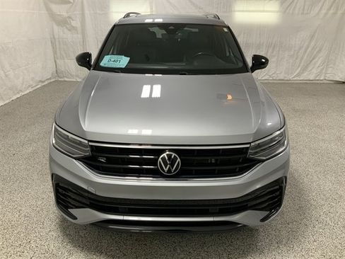 Used 2023 Volkswagen Tiguan SE R-Line FWD image 3