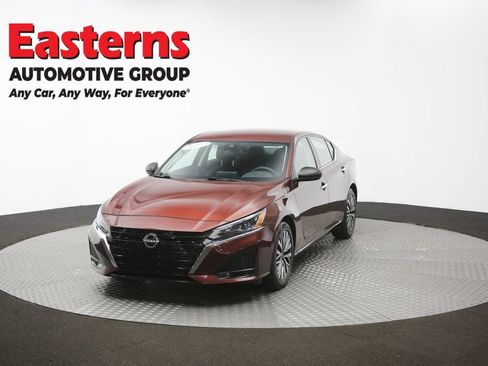 Used 2024 Nissan Altima 2.5 SV FWD image 54