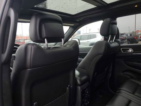 Used 2019 Jeep Grand Cherokee Limited w/ Luxury Group II image 29