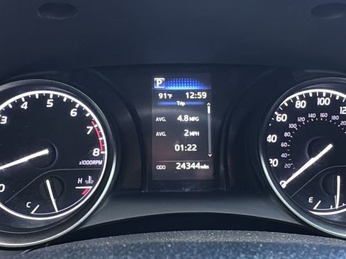 Used 2023 Toyota Camry SE FWD image 14