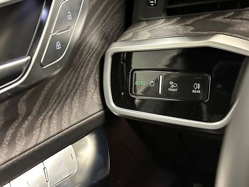 Used 2025 Audi A7 3.0T Prestige image 22