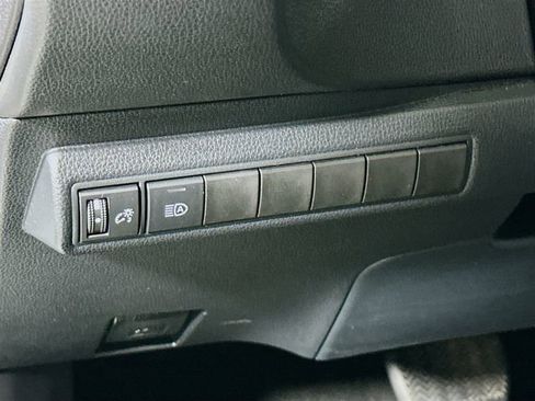 Certified 2021 Toyota Corolla LE image 8