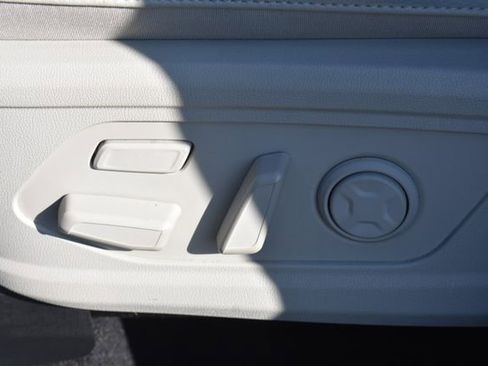 Certified 2024 Kia Sorento SX Prestige image 26