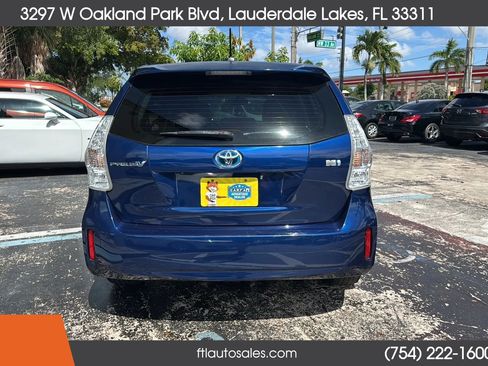 Used 2014 Toyota Prius V Five FWD image 39
