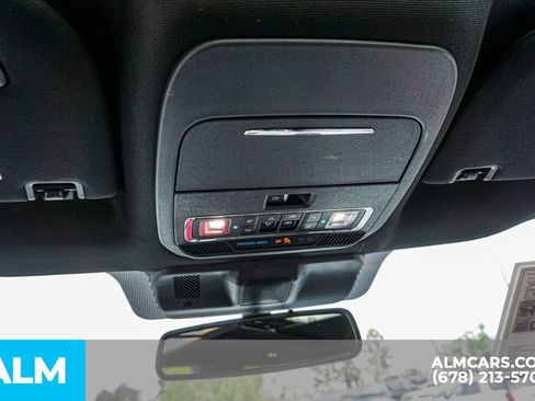 Used 2025 Ford F250 Platinum AWD/4WD image 32
