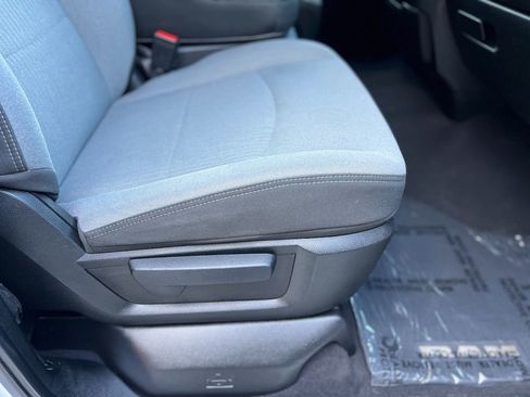 Used 2021 RAM 2500 Big Horn image 24