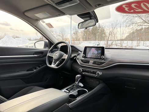 Certified 2023 Nissan Altima 2.5 SV image 15