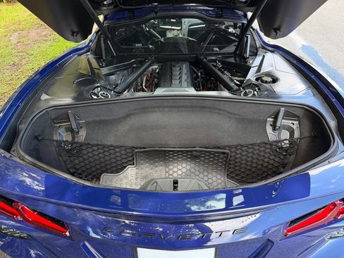 Used 2025 Chevrolet Corvette Stingray Preferred Cpe w/ Z51 Performance Package RWD image 25