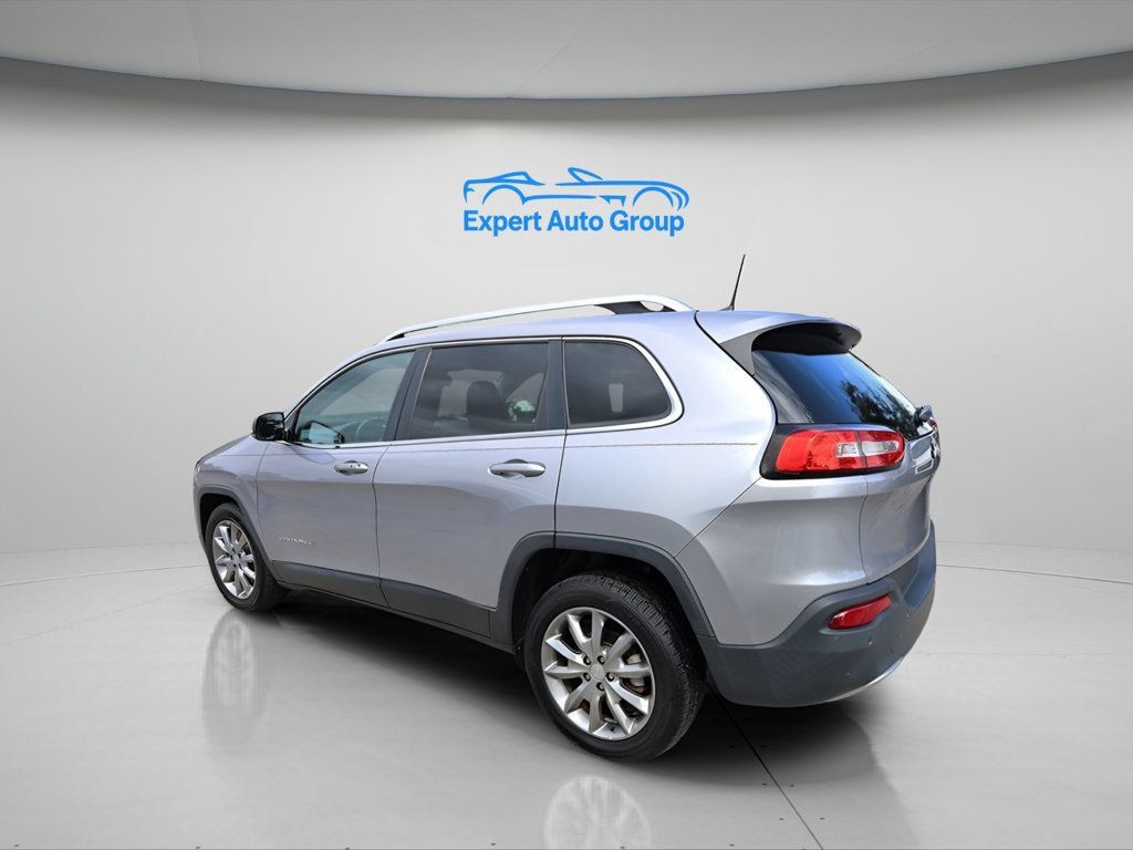 Used 2018 Jeep Cherokee Limited FWD image 6