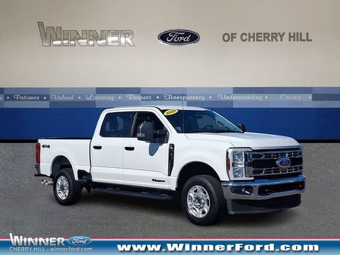 Certified 2025 Ford F250 XLT AWD/4WD image 1