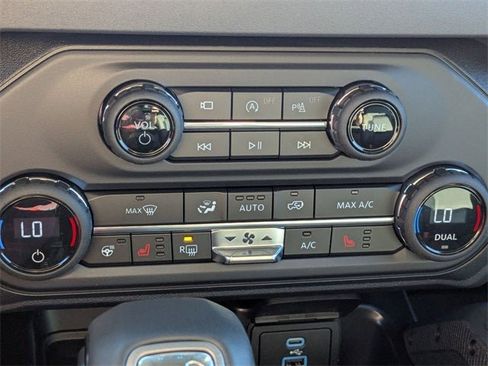 New 2025 Ford Bronco Outer Banks image 53