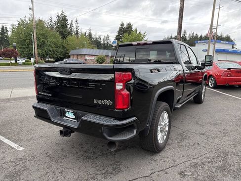Used 2021 Chevrolet Silverado 2500 High Country w/ Z71 Off-Road Package AWD/4WD image 13