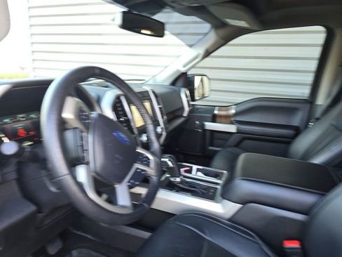 Used 2019 Ford F150 Lariat w/ Equipment Group 502A Luxury image 9