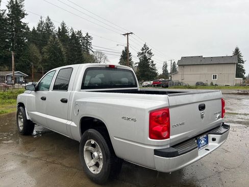 Used 2011 Dodge Dakota Big Horn image 5