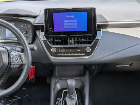 Used 2025 Toyota Corolla LE FWD image 18