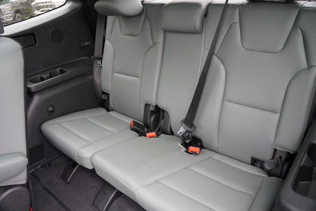 Certified 2024 Kia Telluride SX Prestige X-Line AWD/4WD image 16
