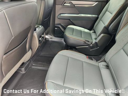 New 2026 GMC Acadia AT4 w/ Luxury Package AWD/4WD image 20