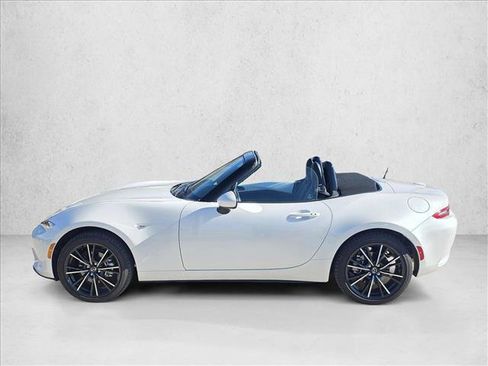 Used 2024 MAZDA MX-5 Miata Grand Touring image 8