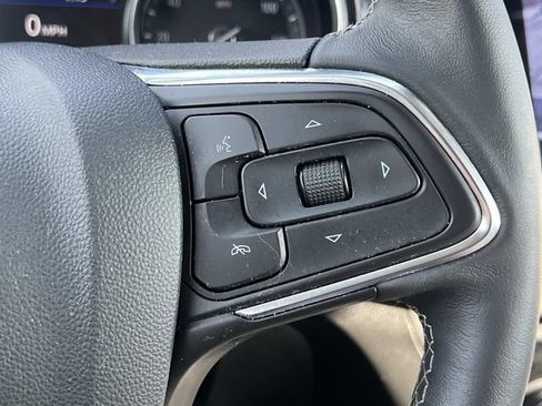 Used 2023 Buick Encore GX Preferred w/ Cold Weather Comfort Package FWD image 23