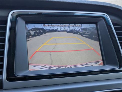 Used 2019 Hyundai Sonata SE image 13