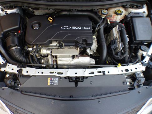 Used 2016 Chevrolet Cruze LS image 26