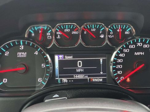 Used 2015 Chevrolet Suburban LTZ AWD/4WD image 31